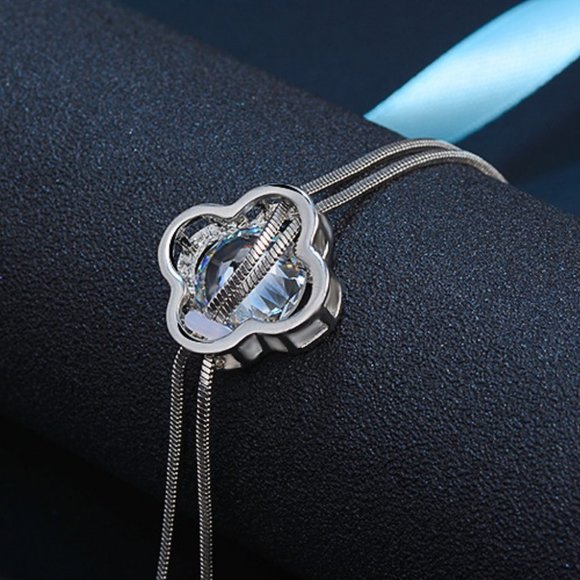 NEW 925 Sterling Silver Diamond Clover Necklace - Picture 8 of 8